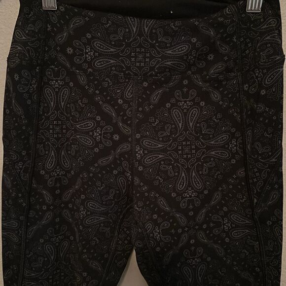 Womens Pink Sport Paisley Leggings Small - Picture 2 of 4